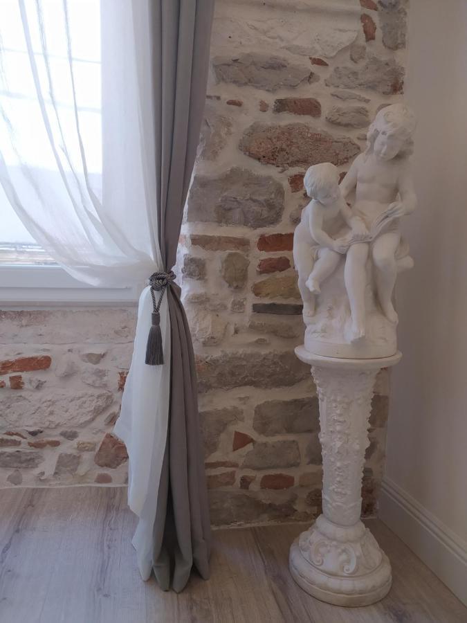 Apartment Antique Zadar - City Center Bagian luar foto