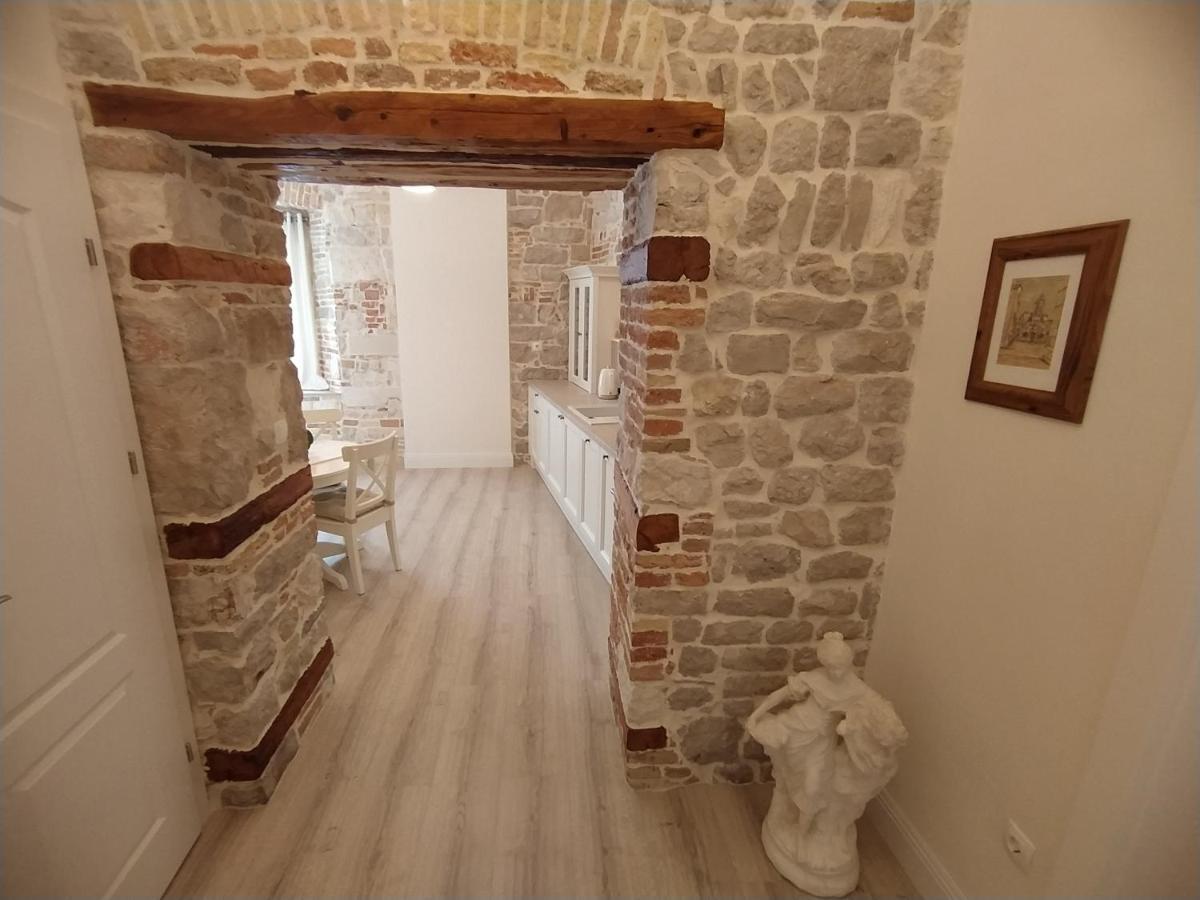 Apartment Antique Zadar - City Center Bagian luar foto
