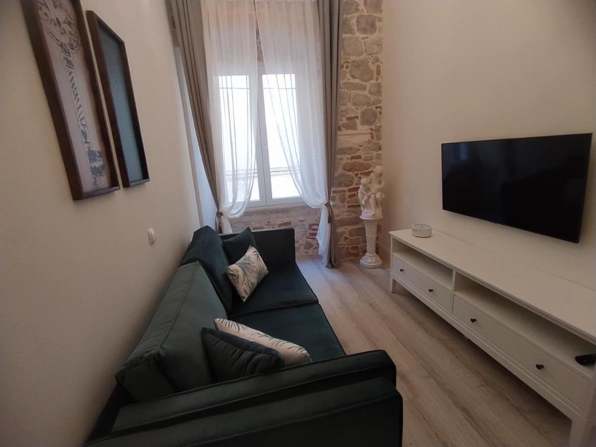 Apartment Antique Zadar - City Center Bagian luar foto